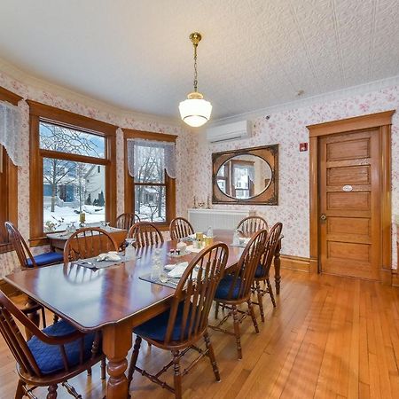 Harrison House Bed & Breakfast Naperville Exterior foto