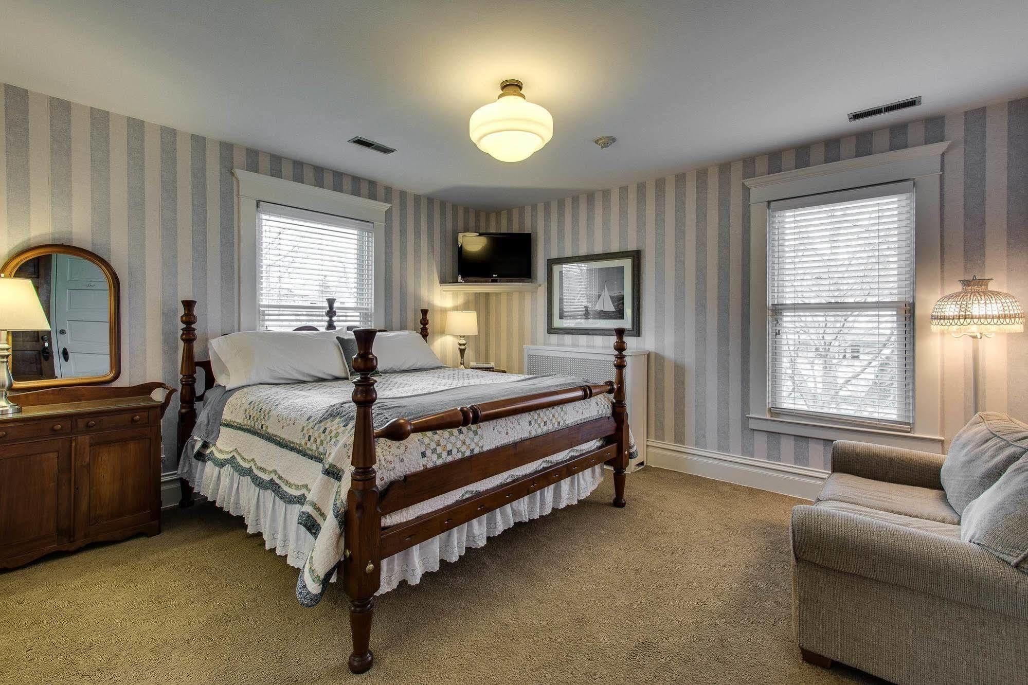 Harrison House Bed & Breakfast Naperville Exterior foto