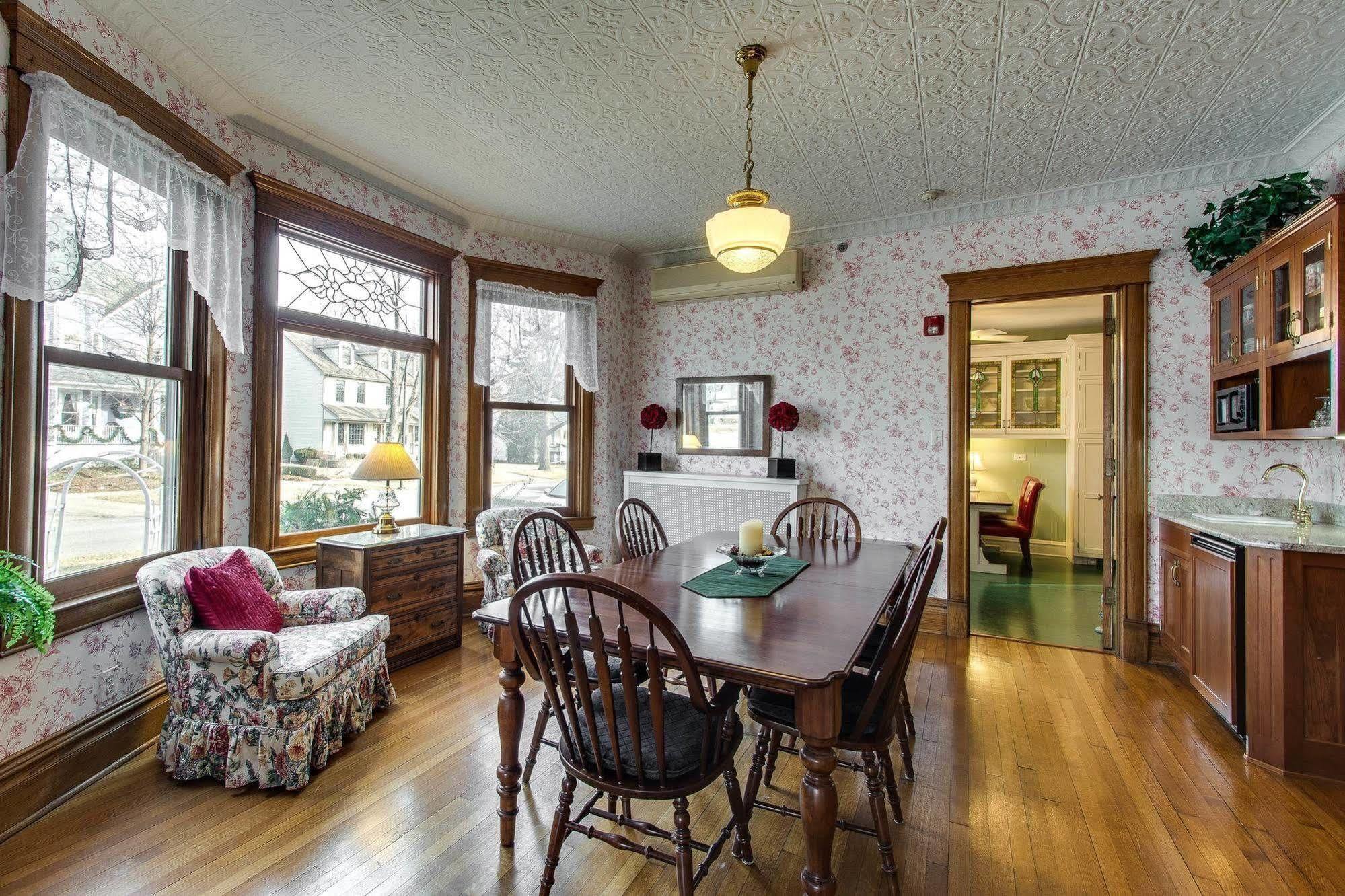 Harrison House Bed & Breakfast Naperville Exterior foto