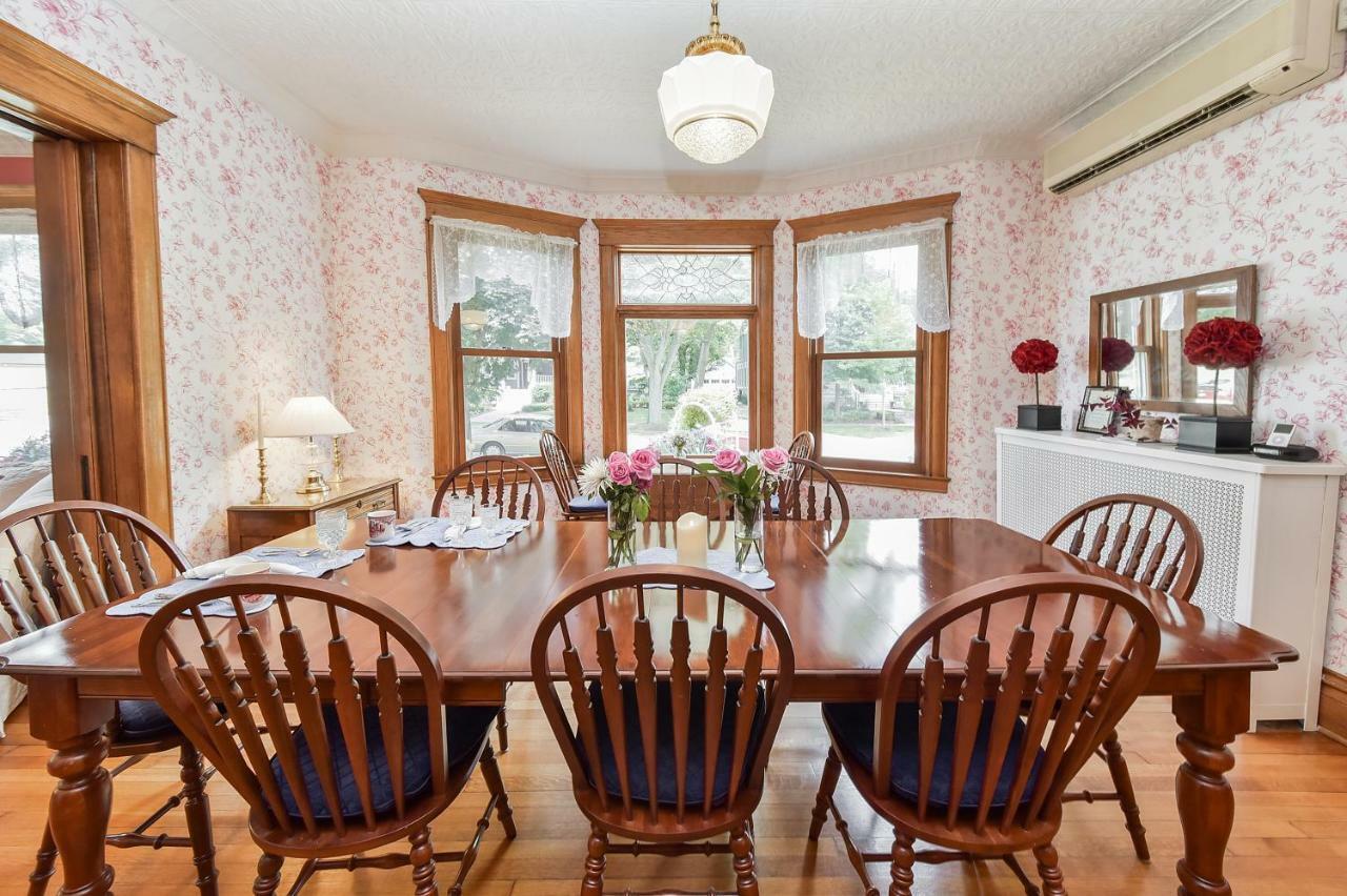 Harrison House Bed & Breakfast Naperville Exterior foto
