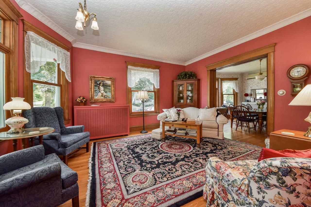 Harrison House Bed & Breakfast Naperville Exterior foto