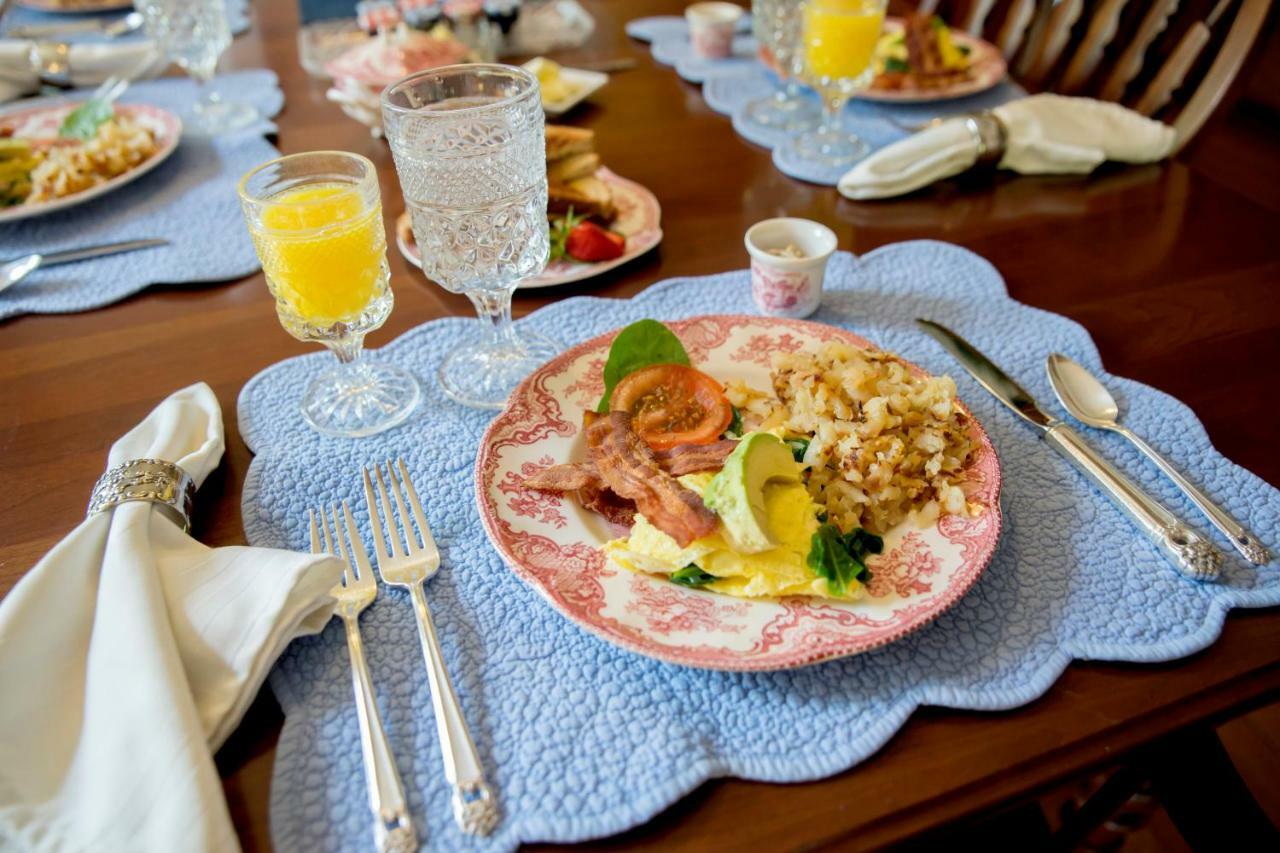 Harrison House Bed & Breakfast Naperville Exterior foto